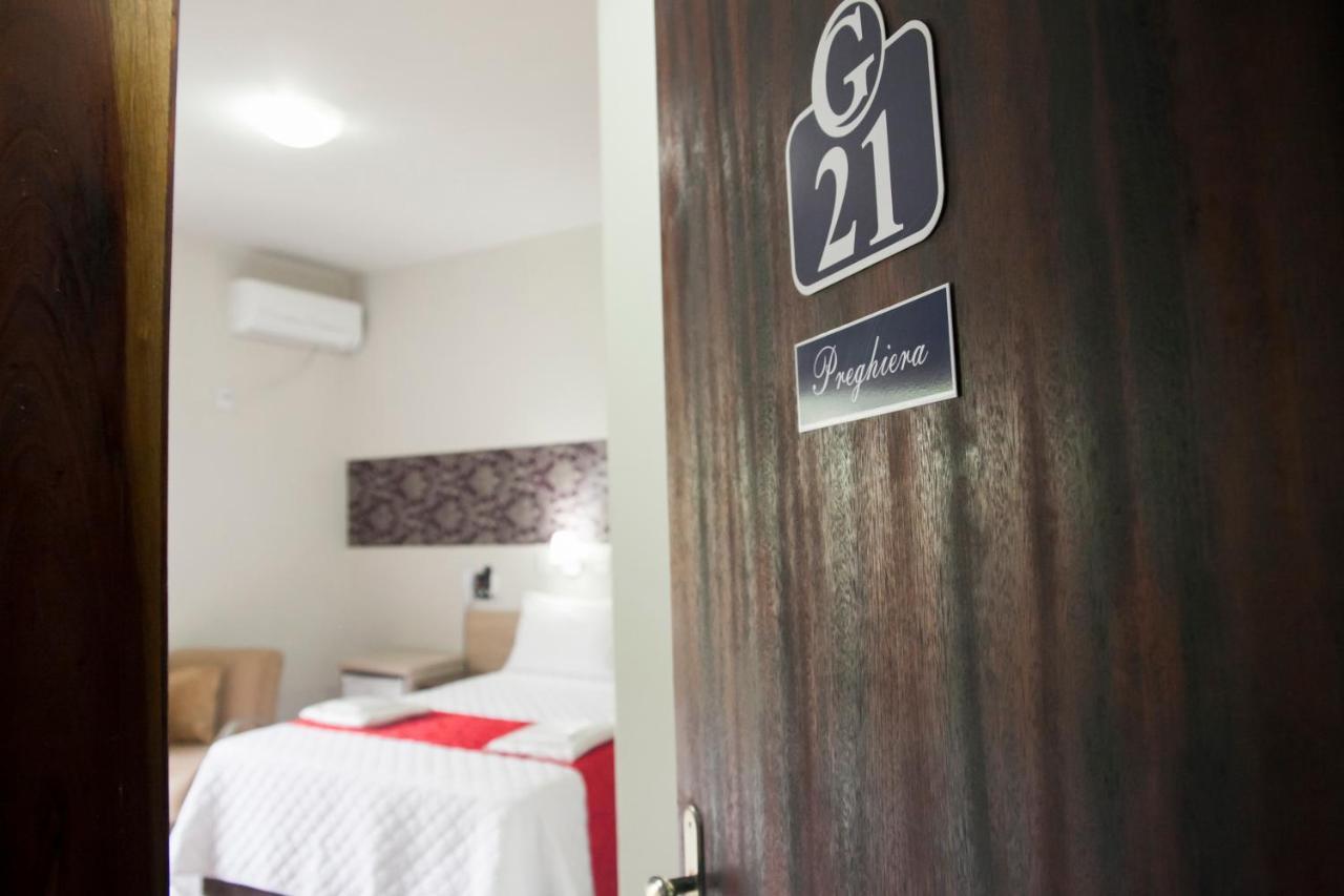 Hotel Grezelle Santa Bárbara Kültér fotó